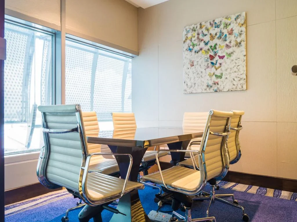 Airport Ambassador Transit Lounge (Airside) - Photo 2