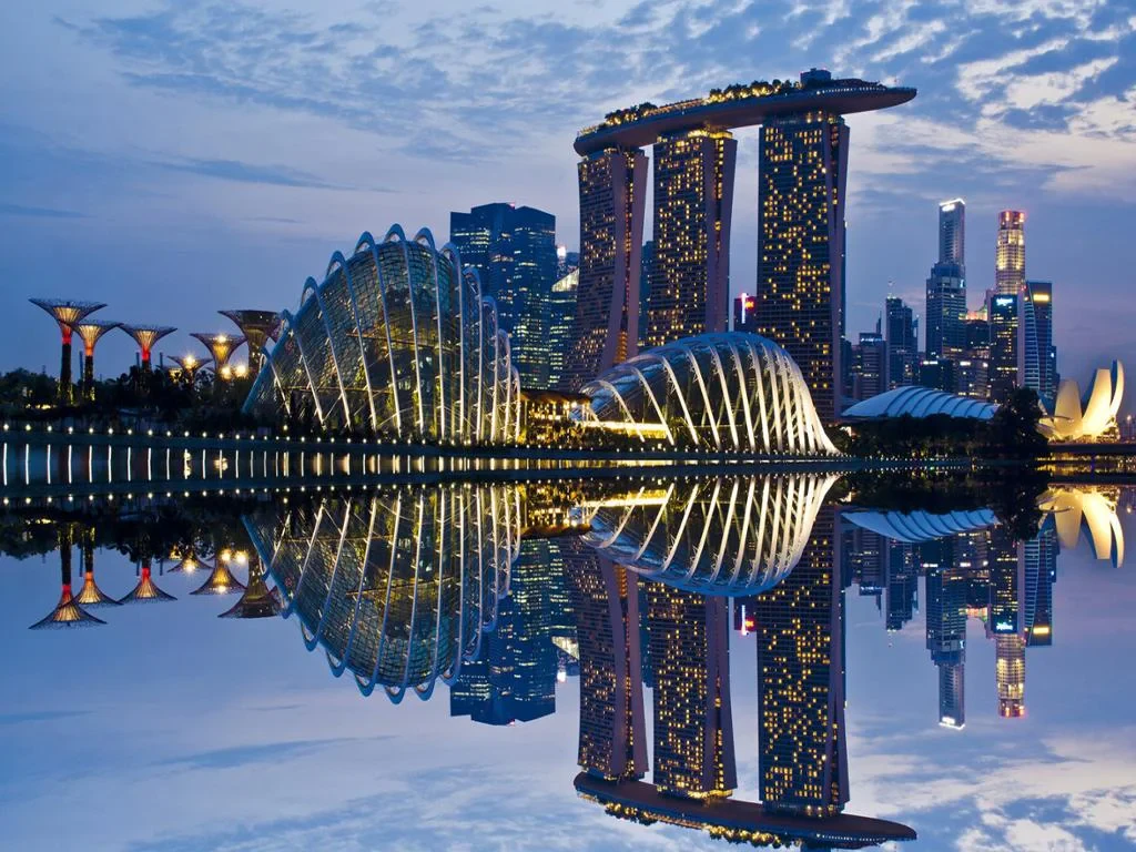 Discover Singapore - Full-Day Private Car Hire with Chauffeur