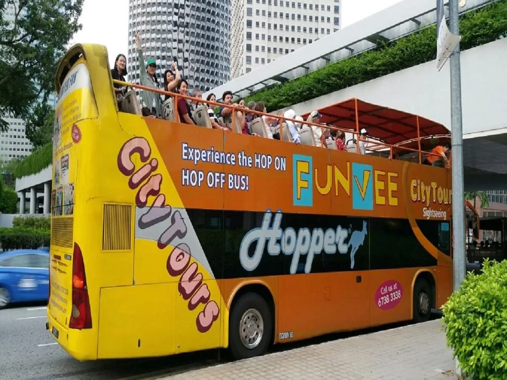 FunVee City and Marina Bay Bus Tour