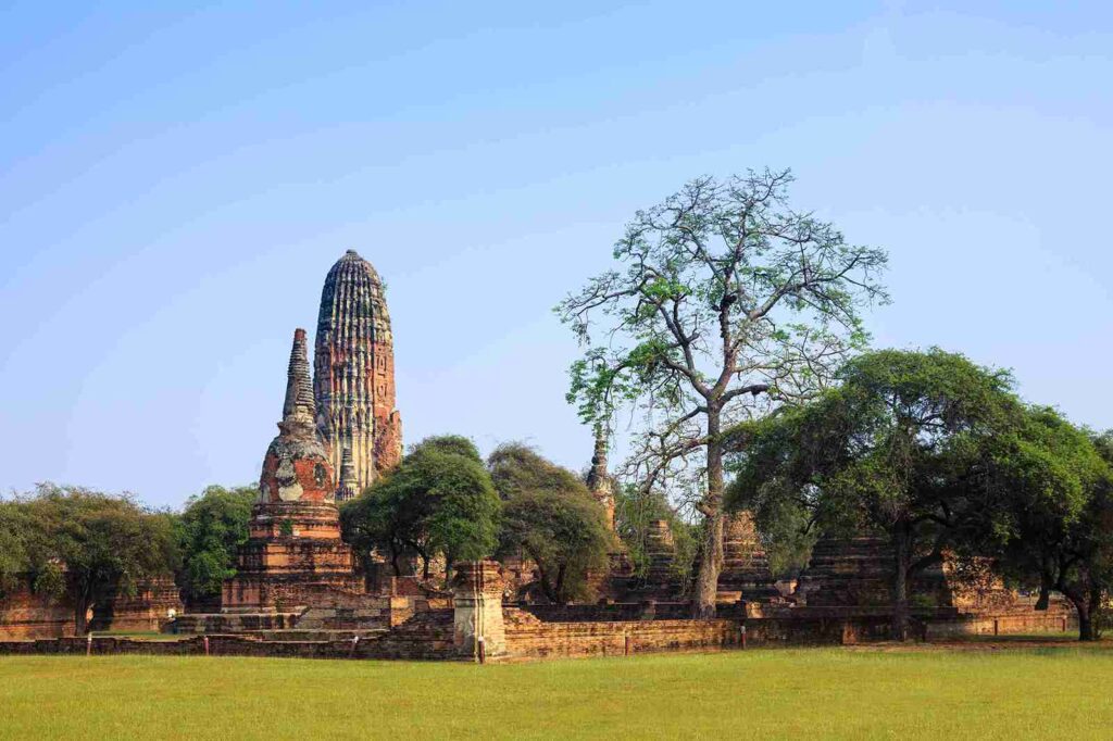 <a href="https://www.freepik.com/free-photo/ancient-stupa-wat-phra-ram-temple-ayutthaya-thailand_26332563.htm#fromView=search&page=1&position=3&uuid=5995677f-0516-46f9-897f-0a2eeeddb512">Image by Wiroj Sidhisoradej on Freepik</a>